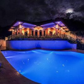 Twin House Villa, hôtel à Coron