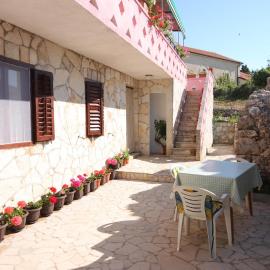 Apartment Stivan 382d, hotel en Štivan