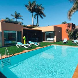 Villa Lía by SunHousesCanarias with heated pool, hotel a Salobre