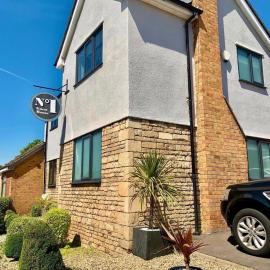 No1 Guest House, hotel a Stamford