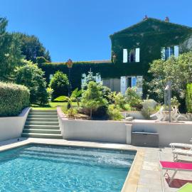 Domaine Les Bertrands, hotel in Couches