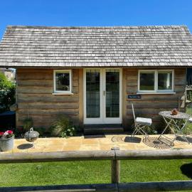 The Hat's Hut, hotel in Mixbury
