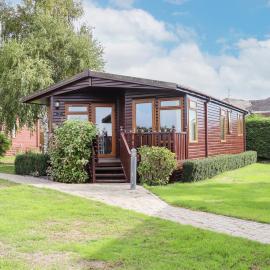 Lodge Two, Country View Park, хотел в Фейвършам