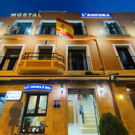 Hostal L'Anfora, hotel in Denia