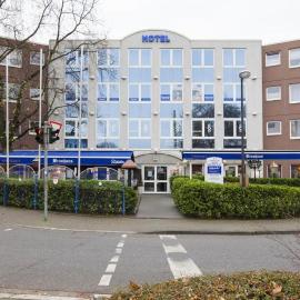 Hotel am Berliner Platz, hotel v destinácii Langenfeld