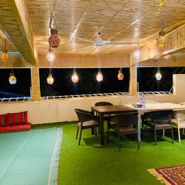 Sehma Guest House بيت السحمه للضيافه – hotel w mieście Al Hamra