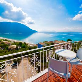 Seaview Rooms، فندق في فاسيليكي