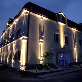 Palma Palace Hotel, hotel din Erevan