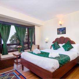 Muscatel BhumSang - 200 Mts from Mall Road