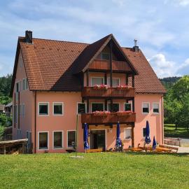 Gasthaus Zum Schneider, hotel a Pottenstein