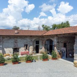 B&b Il Cortile, хотел в Биела