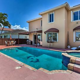 Spacious Miami Retreat w/ Grill, Pool & Dock!