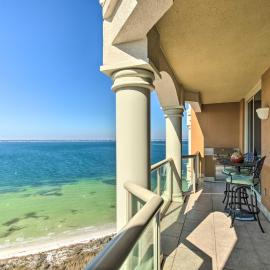 Beach Access! Resort Condo in Pensacola Beach, hotel in Pensacola Beach
