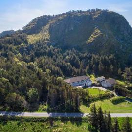 Flemsøy, hotel u gradu Olesund
