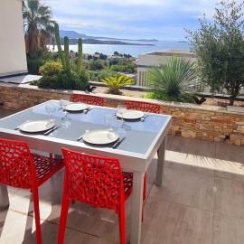 MAGNIFIQUE APPARTEMENT VUE MER - GRANDE TERRASSE ET PISCINE