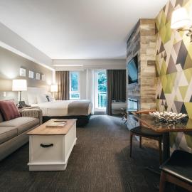 Summit Lodge Boutique Hotel by Paradox, готель у місті Вістлер