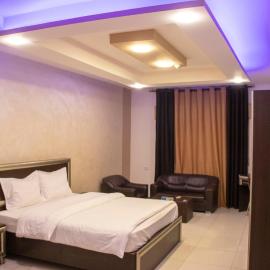 Irbid में, होटल Sara Crown Hotel