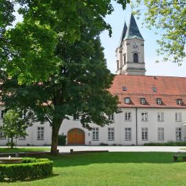 Gäste- und Tagungshaus der Abtei Niederaltaich, Erholung, Entspannung, Besinnung, Auszeit und Entschleunigung, Byzantinische Kirche,, hotell i Niederalteich