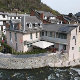 LE 41 AVENUE FOCH, hotel v destinaci Luchon