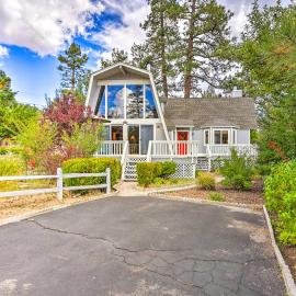 'Château Forêt' in Big Bear w/ Hiking Trail Access, Hotel in Big Bear City