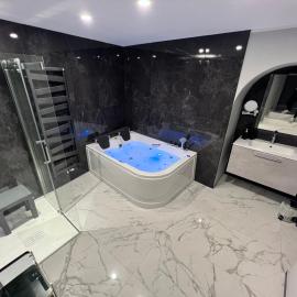 Le Porte luxury apartment, hotel in Aosta