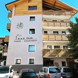 Tilde, hotel u gradu Tezero