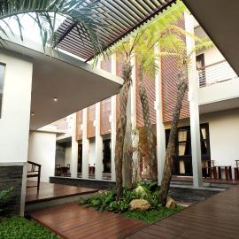 COZY Boutique Guest House, hotel en Malang