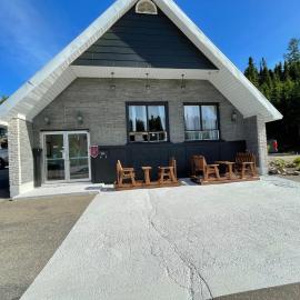 Motel du rosier, Hotel in Baie-Comeau