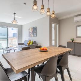 Modern Luxury Apartment in Swieqi - Premium Stay by SF Homes