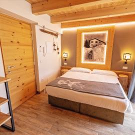 Wanderlust B&B, hotel in Folgaria