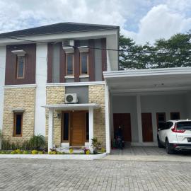 AW Lor House - Yogyakarta, hotel em Sleman