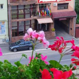 Pensiunea Select, hotel v destinaci Arad