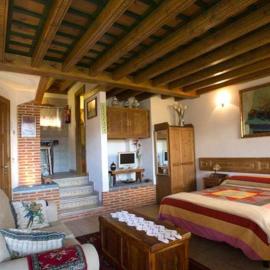 Apartamento rural El Pastor es un estudio con gran ventanal a Gredos, hotell i Cabezas Bajas