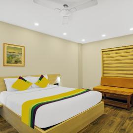 Itsy Hotels Transit Express Near Sealdah Station