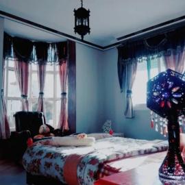 ÆŘTISTICSPACE in the ČENTER Room 7