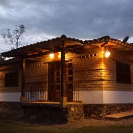 Cabaña De La Montaña, hotel in Ráquira