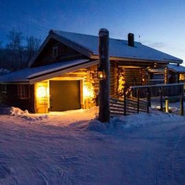 Kelo Aurora luxury cabin, hotell i Kilpisjärvi