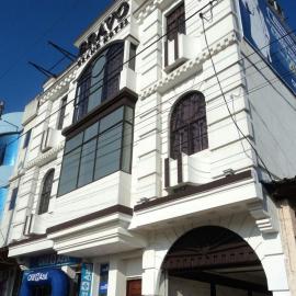 Hotel - Bravo Grand Hotel, hotell i Quevedo
