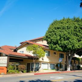 Lamplighter Inn & Suites, hotel in San Luis Obispo