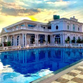 Dream Palace Resort