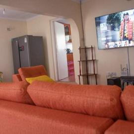 Zoe Homes 3br Mansionette Own Compound Kericho town near Green Square mall, готель у місті Kericho