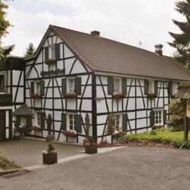 Hotel Meyer, hotel em Kürten