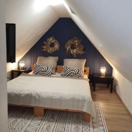 Beautiful Cozy apartments close to lakes and nature parks, hotel em Schwandorf