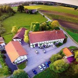 Pension Poschmühle – hotel w mieście Traunreut