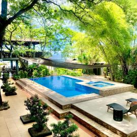The Henry Resort Taramindu Laiya, hotel a Batangas
