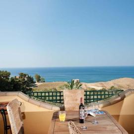 Bono Vacanze Villa Maragani Charme & Relax，夏卡的飯店