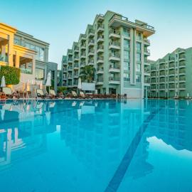Royal Atlantis Spa & Resort, hotel en Side