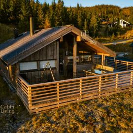 Modern sports cabin on Sjusjøen with sauna and waxing room, khách sạn ở Ringsaker