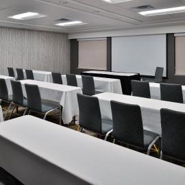 Holiday Inn & Suites Overland Park-Conv Ctr by IHG