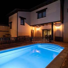 Casa de la Ribera - Quintana del Puente, hotel in Quintana del Puente